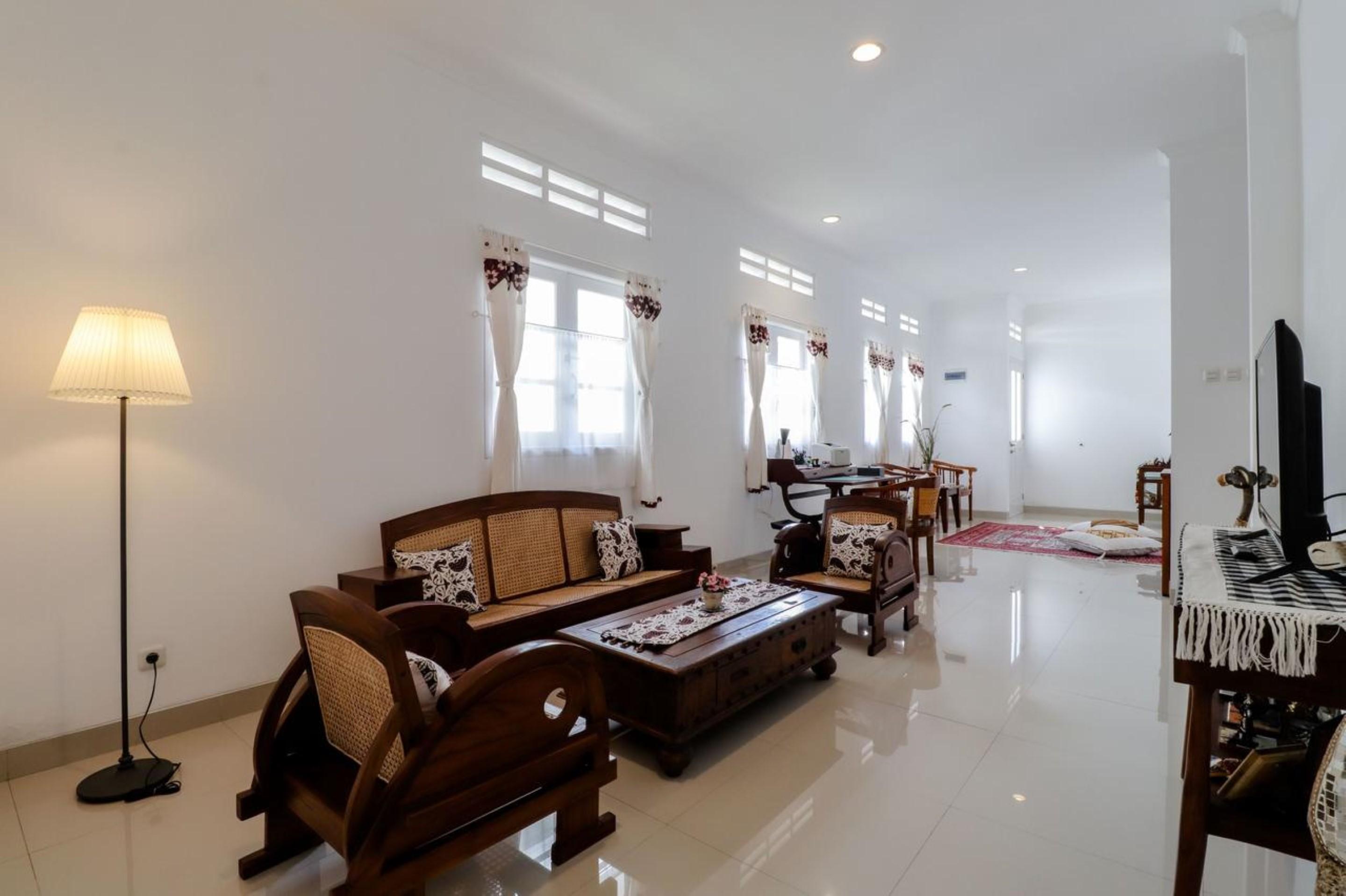 Palem Kipas Homestay Yogyakarta Exterior photo
